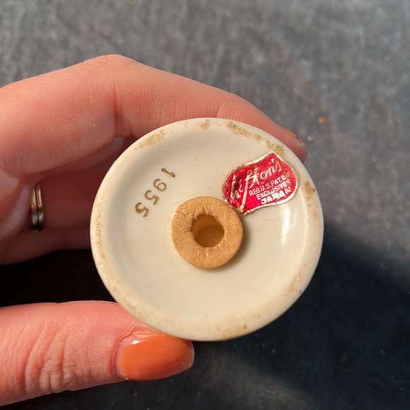 VTG 50th Anniversary Salt and Pepper - Picture 3 of 3